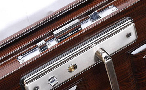 北仑24小时上门开锁公司